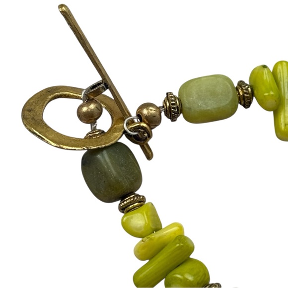 Green Stone Beaded Bracelet Toggle Clasp Chunky Boho Stretch Womens Earthcore - Picture 5 of 9